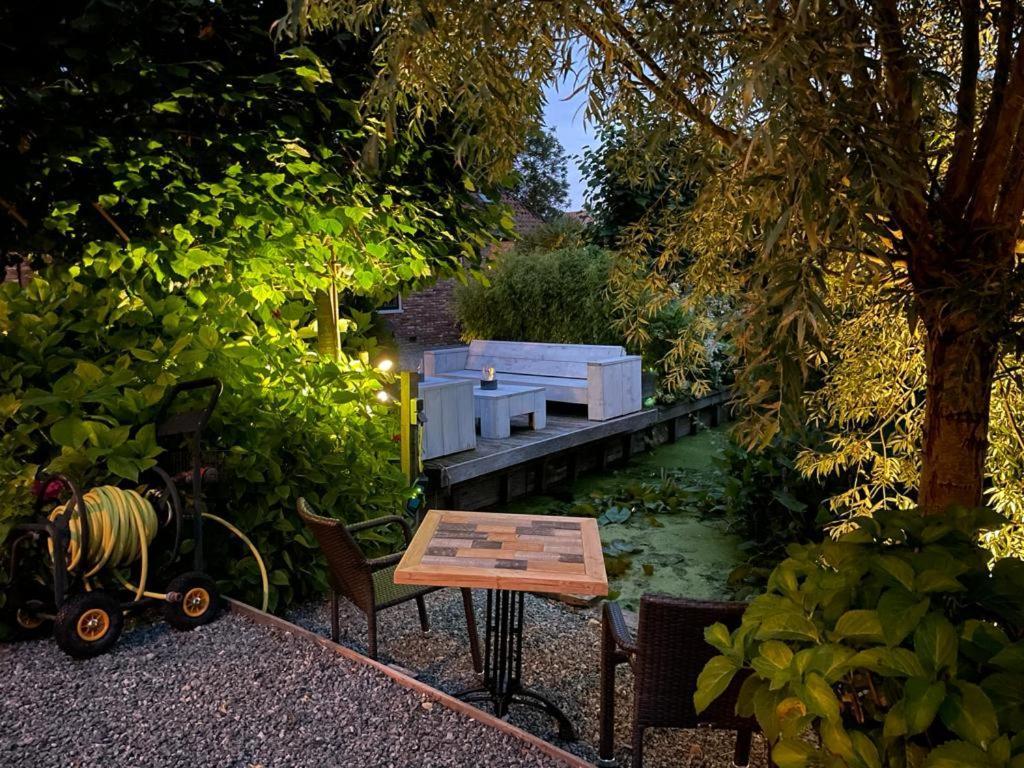 Flora'S B&B Landsmeer Dış mekan fotoğraf