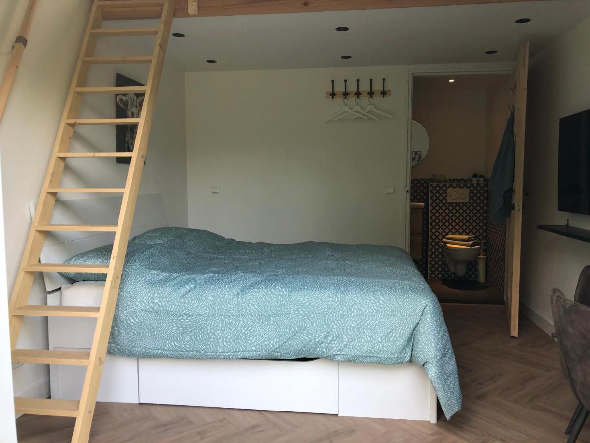 Flora'S B&B Landsmeer Dış mekan fotoğraf